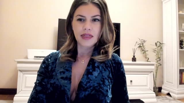 Gallery image thumbnail from Lu126's myfreecams stream on, 12/06/2022, 04:09 image 8 of 20