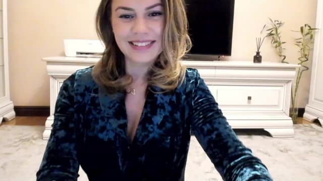 Gallery image thumbnail from Lu126's myfreecams stream on, 12/06/2022, 04:09 image 19 of 20