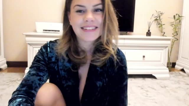 Gallery image thumbnail from Lu126's myfreecams stream on, 12/06/2022, 04:40 image 20 of 20