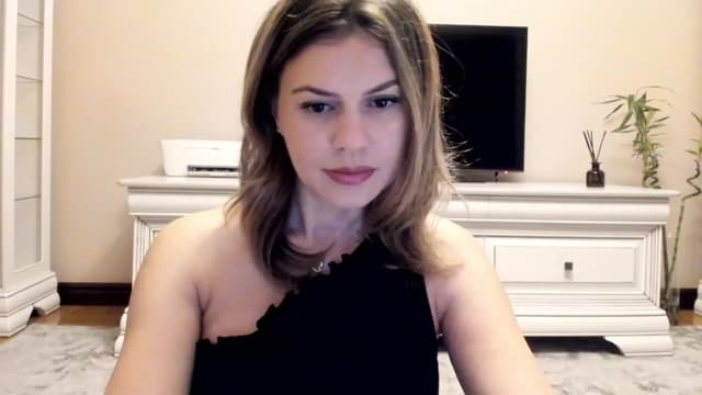 Gallery image thumbnail from Lu126's myfreecams stream on, 12/13/2022, 04:45 image 6 of 20