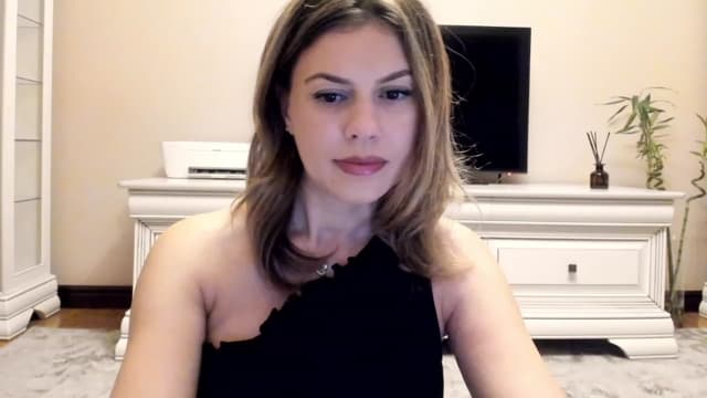 Gallery image thumbnail from Lu126's myfreecams stream on, 12/13/2022, 04:45 image 5 of 20