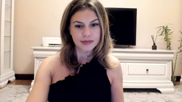 Gallery image thumbnail from Lu126's myfreecams stream on, 12/13/2022, 04:45 image 1 of 20