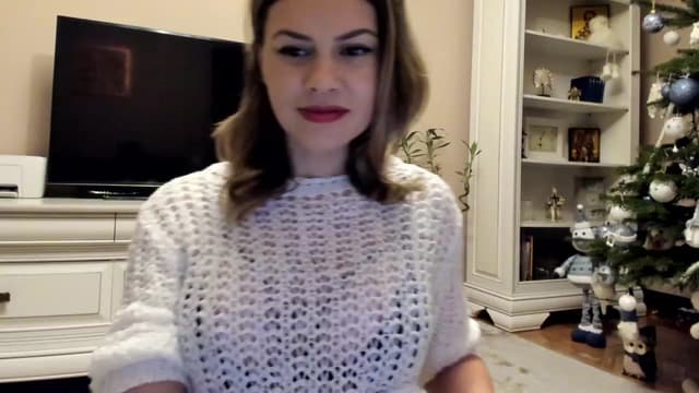 Gallery image thumbnail from Lu126's myfreecams stream on, 12/18/2022, 04:17 image 16 of 20