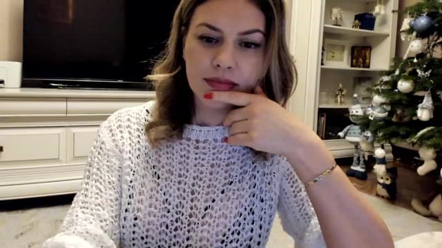 Gallery image thumbnail from Lu126's myfreecams stream on, 12/18/2022, 05:15 image 2 of 20