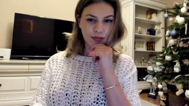 Gallery image thumbnail from Lu126's myfreecams stream on, 12/18/2022, 05:15 image 16 of 20