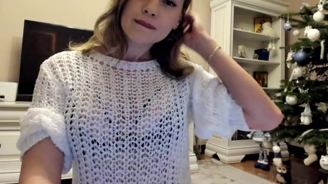 Gallery image thumbnail from Lu126's myfreecams stream on, 12/18/2022, 05:15 image 15 of 20