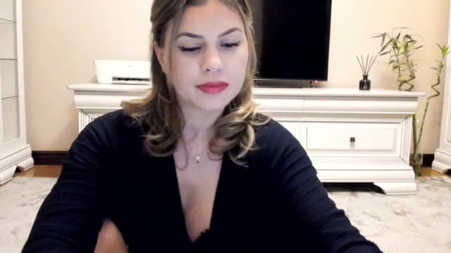 Gallery image thumbnail from Lu126's myfreecams stream on, 12/20/2022, 03:57 image 7 of 20