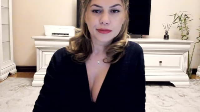 Gallery image thumbnail from Lu126's myfreecams stream on, 12/20/2022, 03:57 image 13 of 20