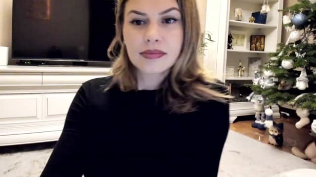 Gallery image thumbnail from Lu126's myfreecams stream on, 12/21/2022, 04:33 image 13 of 20