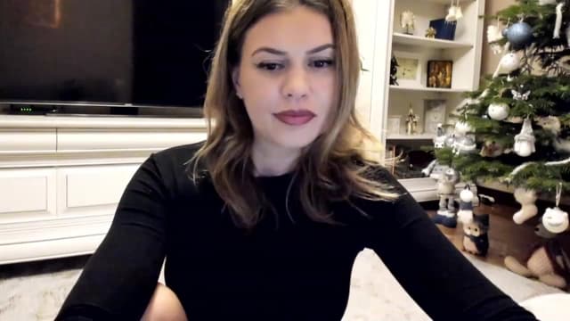 Gallery image thumbnail from Lu126's myfreecams stream on, 12/21/2022, 04:33 image 17 of 20