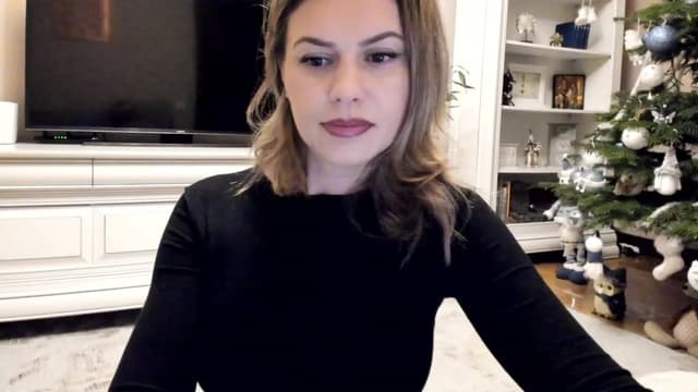 Gallery image thumbnail from Lu126's myfreecams stream on, 12/21/2022, 04:33 image 12 of 20