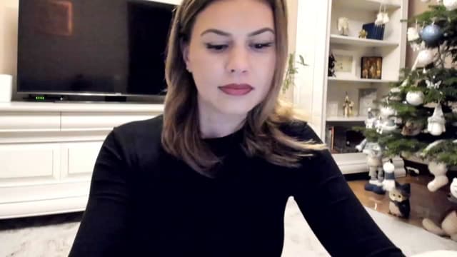 Gallery image thumbnail from Lu126's myfreecams stream on, 12/21/2022, 04:33 image 7 of 20