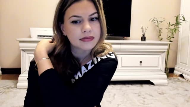 Gallery image thumbnail from Lu126's myfreecams stream on, 12/23/2022, 04:36 image 3 of 20
