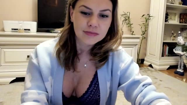 Gallery image thumbnail from Lu126's myfreecams stream on, 12/27/2022, 05:00 image 2 of 20