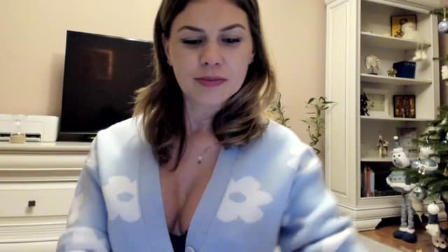 Gallery image thumbnail from Lu126's myfreecams stream on, 12/27/2022, 05:00 image 10 of 20