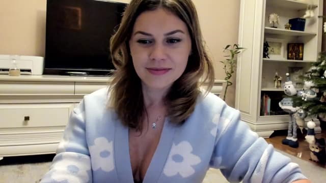 Gallery image thumbnail from Lu126's myfreecams stream on, 12/27/2022, 05:50 image 5 of 20