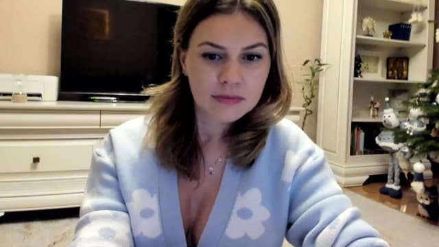 Gallery image thumbnail from Lu126's myfreecams stream on, 12/27/2022, 05:50 image 6 of 20
