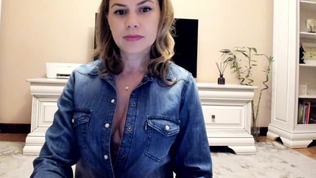 Gallery image thumbnail from Lu126's myfreecams stream on, 01/09/2023, 04:50 image 4 of 20