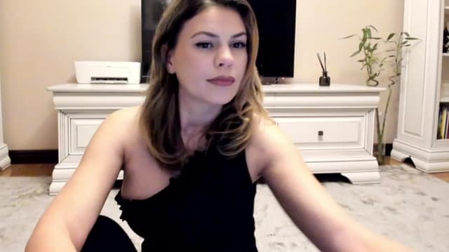 Gallery image thumbnail from Lu126's myfreecams stream on, 01/28/2023, 04:55 image 13 of 20