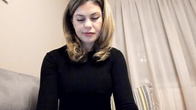 Gallery image thumbnail from Lu126's myfreecams stream on, 02/11/2023, 04:03 image 1 of 20