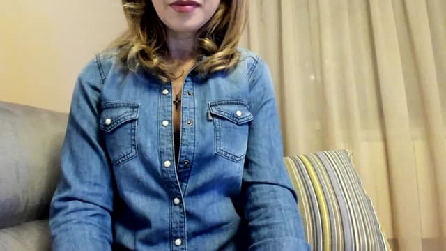 Gallery image thumbnail from Lu126's myfreecams stream on, 02/11/2023, 22:44 image 2 of 20