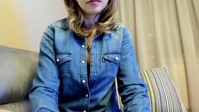 Gallery image thumbnail from Lu126's myfreecams stream on, 02/11/2023, 22:44 image 6 of 20
