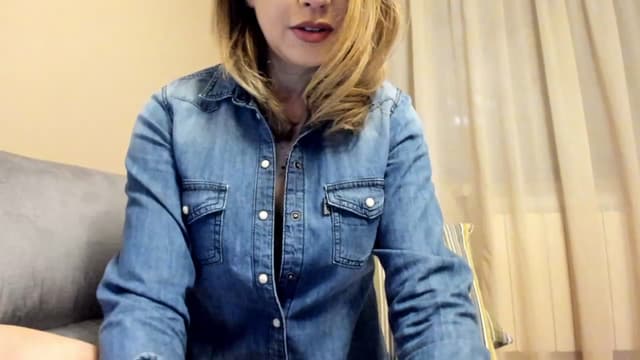 Gallery image thumbnail from Lu126's myfreecams stream on, 02/11/2023, 23:46 image 12 of 20