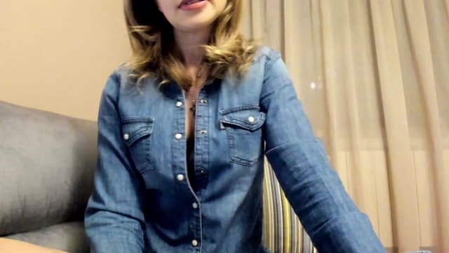 Gallery image thumbnail from Lu126's myfreecams stream on, 02/11/2023, 23:46 image 7 of 20