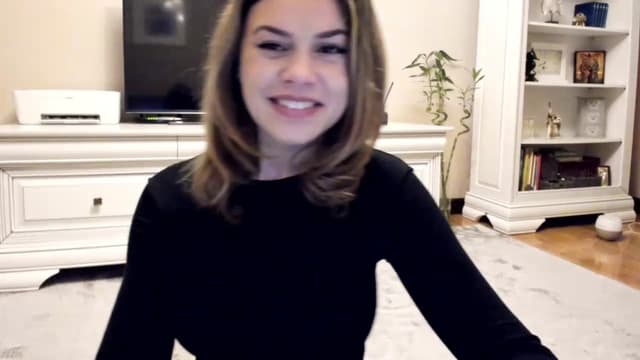 Gallery image thumbnail from Lu126's myfreecams stream on, 02/20/2023, 05:06 image 18 of 20