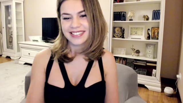 Gallery image thumbnail from Lu126's myfreecams stream on, 03/09/2023, 04:55 image 19 of 20