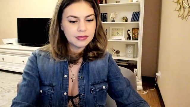 Gallery image thumbnail from Lu126's myfreecams stream on, 03/13/2023, 04:34 image 1 of 20