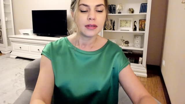 Gallery image thumbnail from Lu126's myfreecams stream on, 05/12/2023, 23:25 image 17 of 20