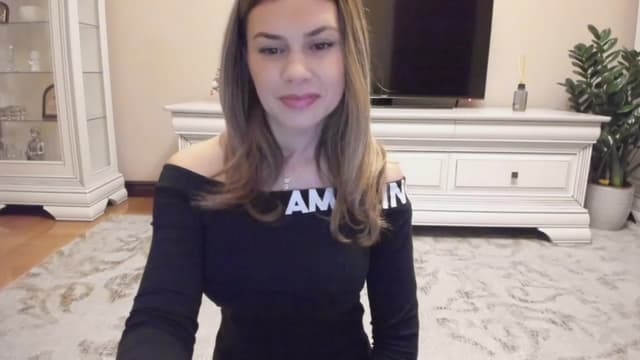 Gallery image thumbnail from Lu126's myfreecams stream on, 12/22/2023, 05:02 image 3 of 20