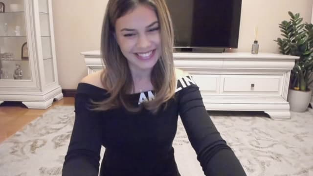 Gallery image thumbnail from Lu126's myfreecams stream on, 12/22/2023, 05:02 image 18 of 20