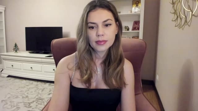 Gallery image thumbnail from Lu126's myfreecams stream on, 01/05/2024, 03:15 image 6 of 20