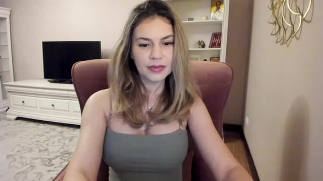 Gallery image thumbnail from Lu126's myfreecams stream on, 02/05/2024, 04:40 image 16 of 20