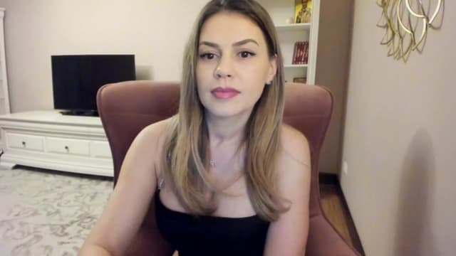 Gallery image thumbnail from Lu126's myfreecams stream on, 04/04/2024, 21:59 image 2 of 20