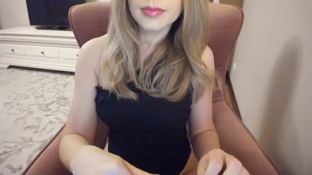 Gallery image thumbnail from Lu126's myfreecams stream on, 04/08/2024, 03:42 image 5 of 20