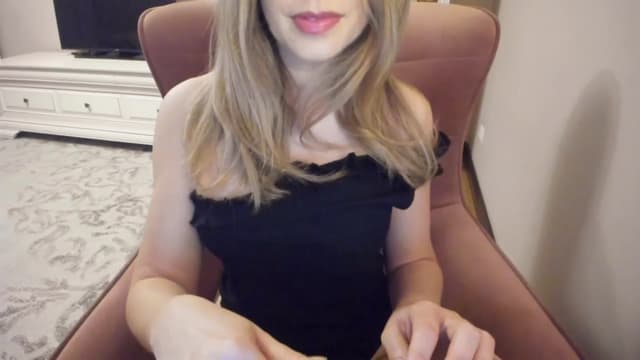 Gallery image thumbnail from Lu126's myfreecams stream on, 04/08/2024, 03:42 image 14 of 20