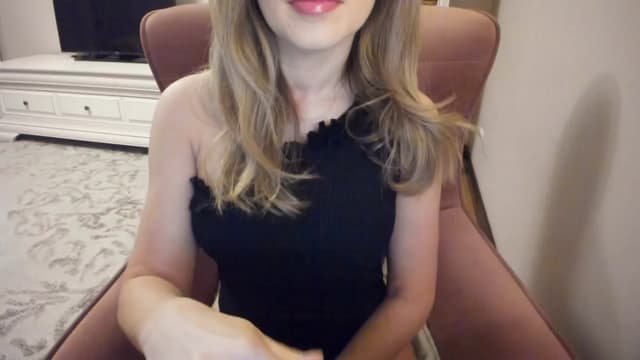 Gallery image thumbnail from Lu126's myfreecams stream on, 04/08/2024, 03:42 image 2 of 20