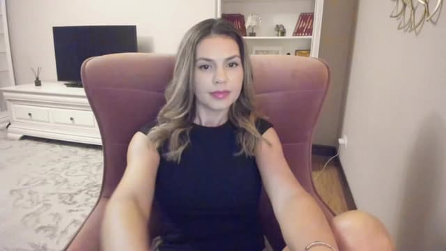 Gallery image thumbnail from Lu126's myfreecams stream on, 05/26/2024, 20:44 image 7 of 20