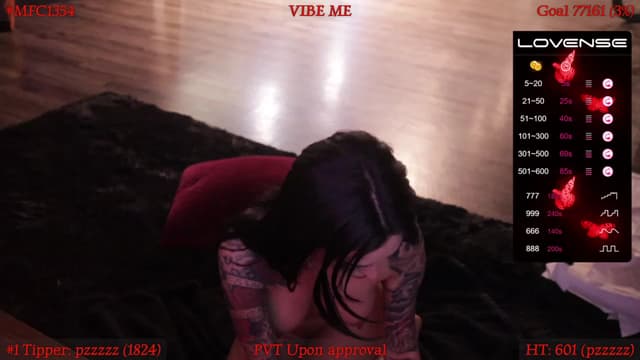 Gallery image thumbnail from LyraG's myfreecams stream on, 03/03/2023, 07:45 image 4 of 20