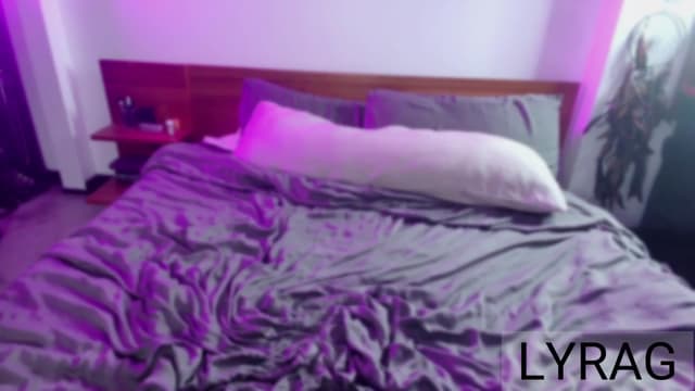 Gallery image thumbnail from LyraG's myfreecams stream on, 05/13/2025, 03:25 image 15 of 20