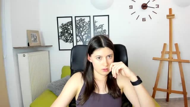 Gallery image thumbnail from Maeve's myfreecams stream on, 12/27/2023, 01:03 image 3 of 20