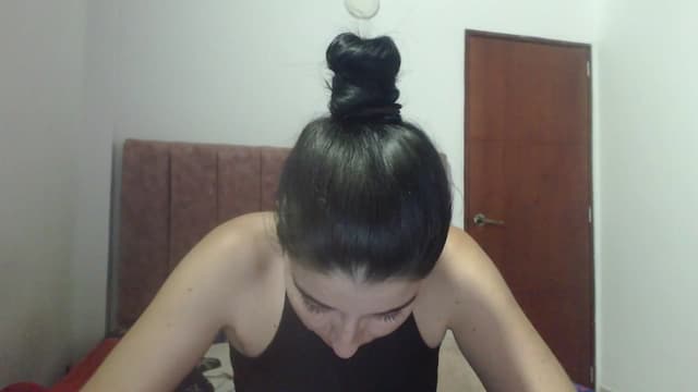 Gallery image thumbnail from Mao02's myfreecams stream on, 10/21/2024, 05:34 image 14 of 20