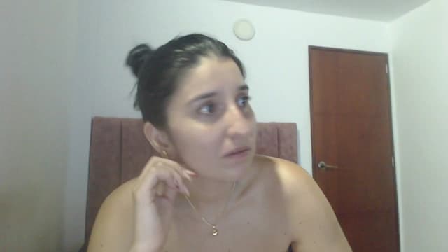 Gallery image thumbnail from Mao02's myfreecams stream on, 01/21/2025, 08:55 image 12 of 20