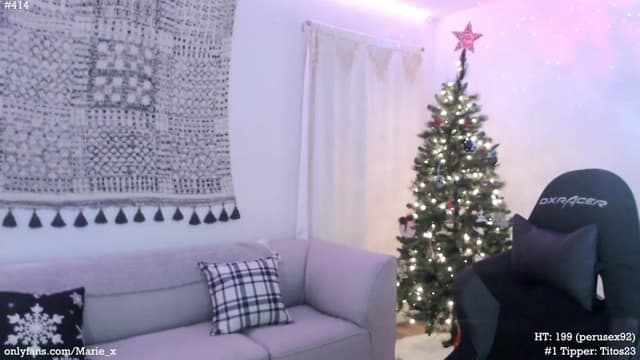 Gallery image thumbnail from Marie's myfreecams stream on, 12/28/2022, 04:39 image 10 of 20