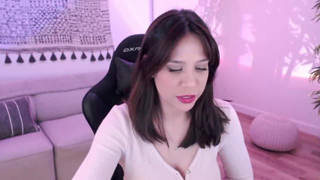 Gallery image thumbnail from Marie's myfreecams stream on, 01/18/2023, 05:55 image 7 of 20