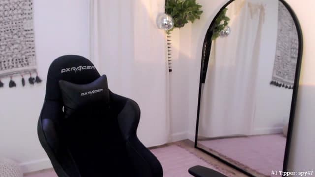 Gallery image thumbnail from Marie's myfreecams stream on, 04/29/2023, 03:30 image 2 of 20