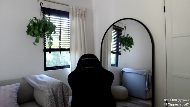 Gallery image thumbnail from Marie's myfreecams stream on, 07/15/2023, 01:27 image 6 of 20